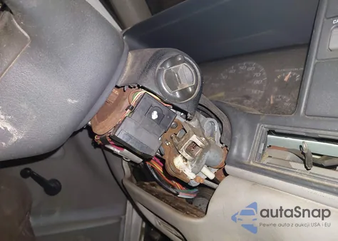 1998 Chevrolet C3500 from USA, damaged, VIN 1GCGC34R8WE178220